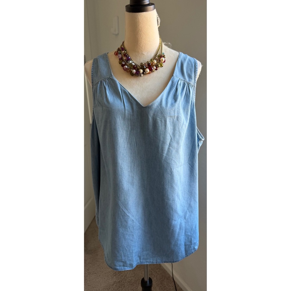 Old Navy Chambray Blue NWT Tencel V-Neck Sleeveless Shift Tank Top XXL